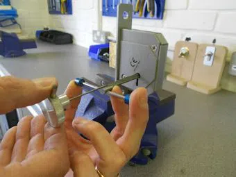 Logan Locksmith Shop Miami, FL 305-307-5771 - key-broke-in-lock